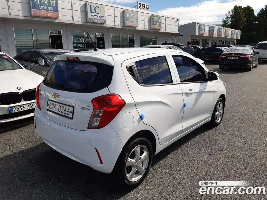 Chevrolet Spark 2016 1.0 Автомат в Москве № 936814, фото 6