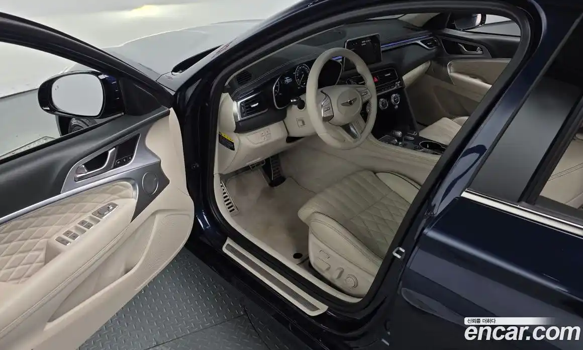 Genesis G70 2019 3.3 Автомат в Москве № 930919, фото 11