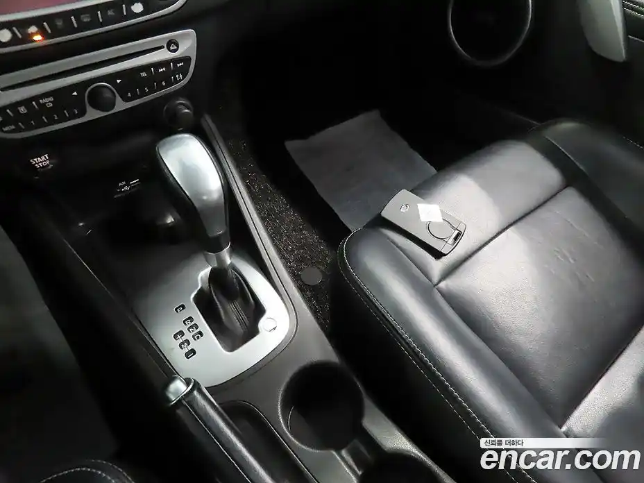 Renault SM3 2011 2.0 гидро в Москве, фото 9