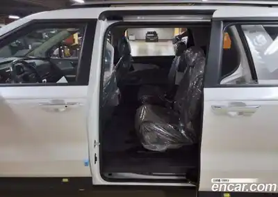 Kia Canival 2026 1.6 Автомат в Москве № 815518, миниатюра 11