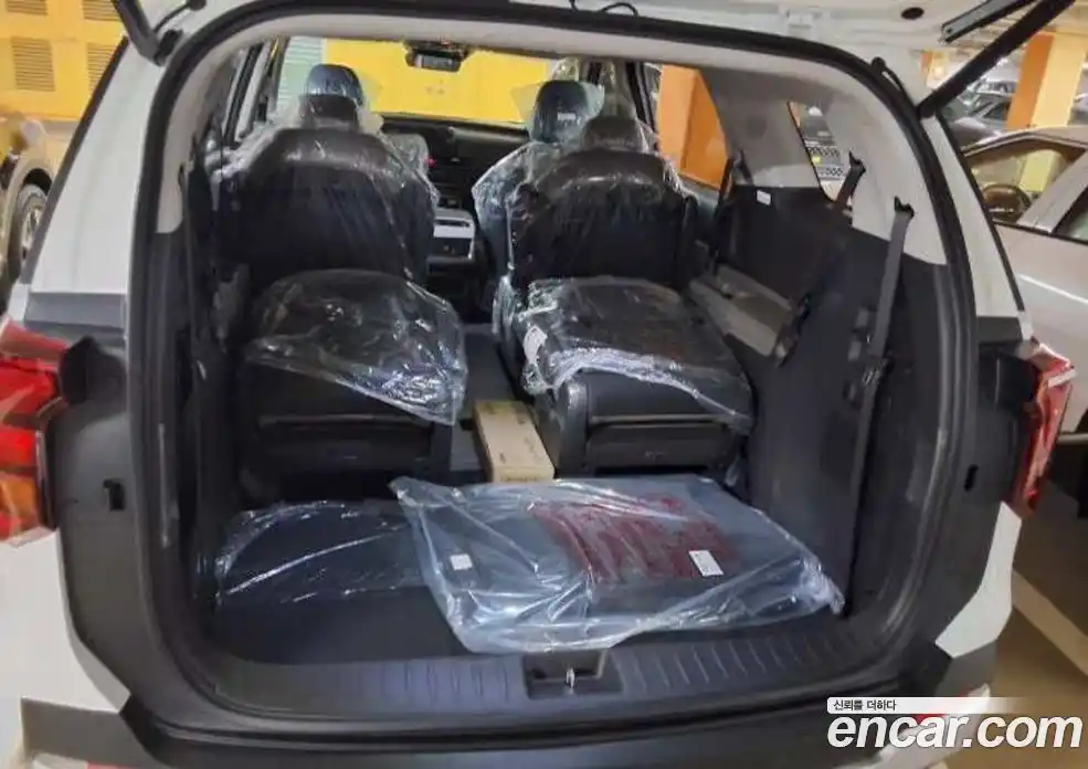 Kia Canival 2026 1.6 Автомат в Москве № 815518, фото 9