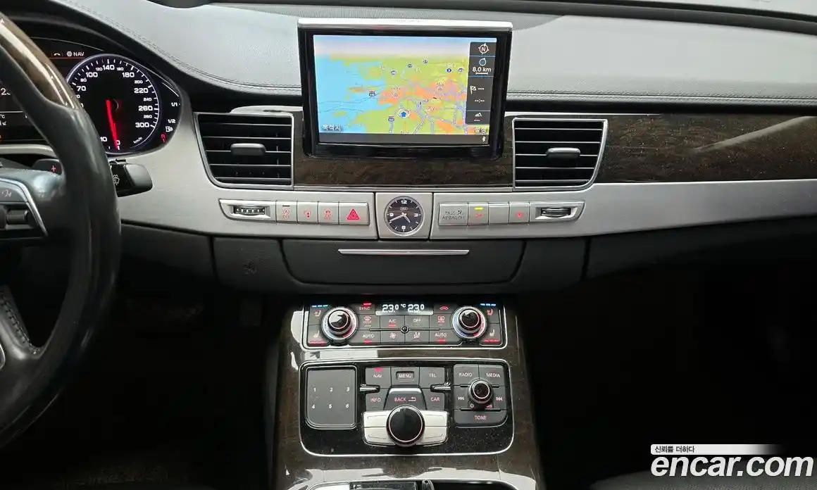 Audi A8 2015 4.1 Автомат в Москве № 860065, фото 19