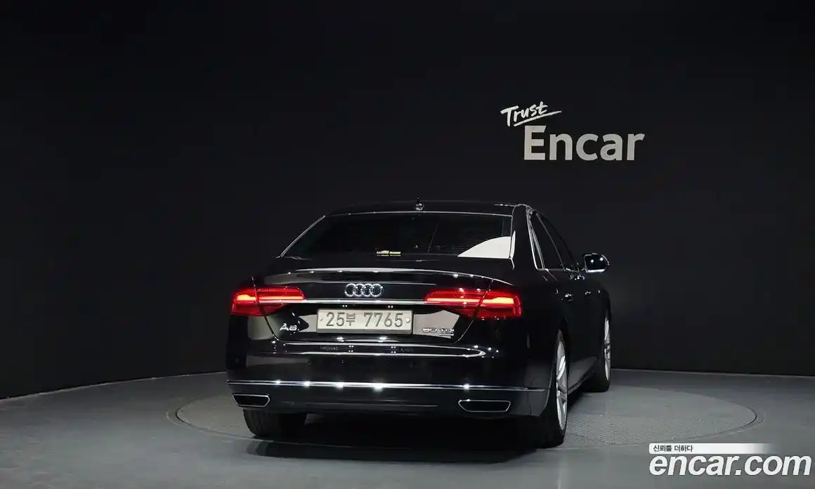 Audi A8 2015 4.1 Автомат в Москве № 860065, фото 4