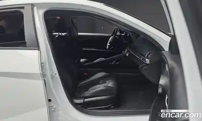 Hyundai Avante 2023 1.6 гидро в Москве № 926991, миниатюра 12