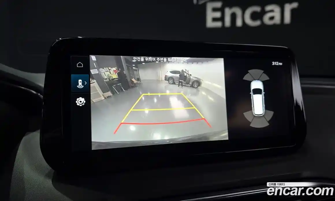 Hyundai Santa Fe 2022 2.2 Автомат в Москве № 927393, фото 16