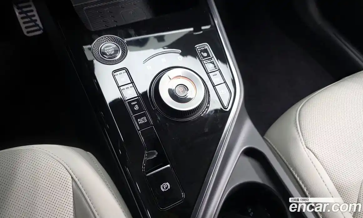 Kia Niro 2025 1.6 Автомат в Москве № 928296, фото 9