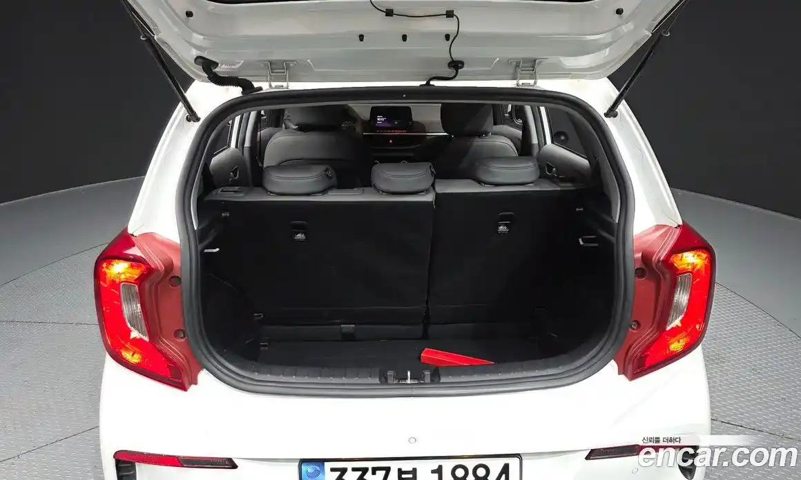 Kia Morning 2021 1.0 Автомат в Москве № 930166, фото 20