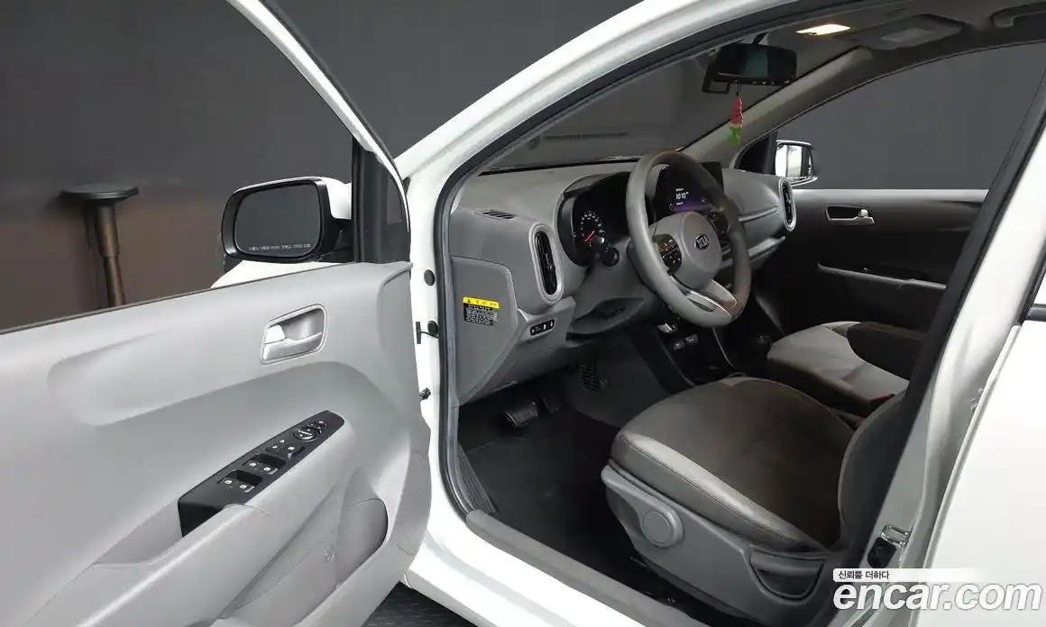 Kia Morning 2021 1.0 Автомат в Москве № 930166, фото 10