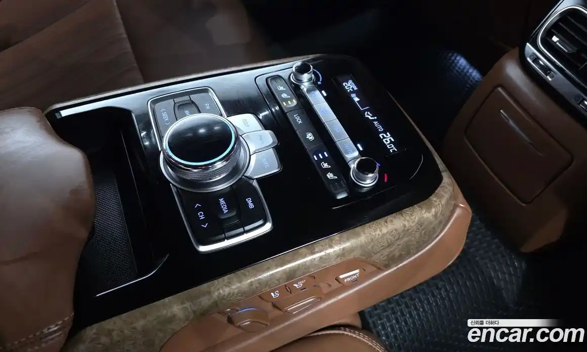 Genesis G90 2020 3.8 Автомат в Москве № 931201, фото 18