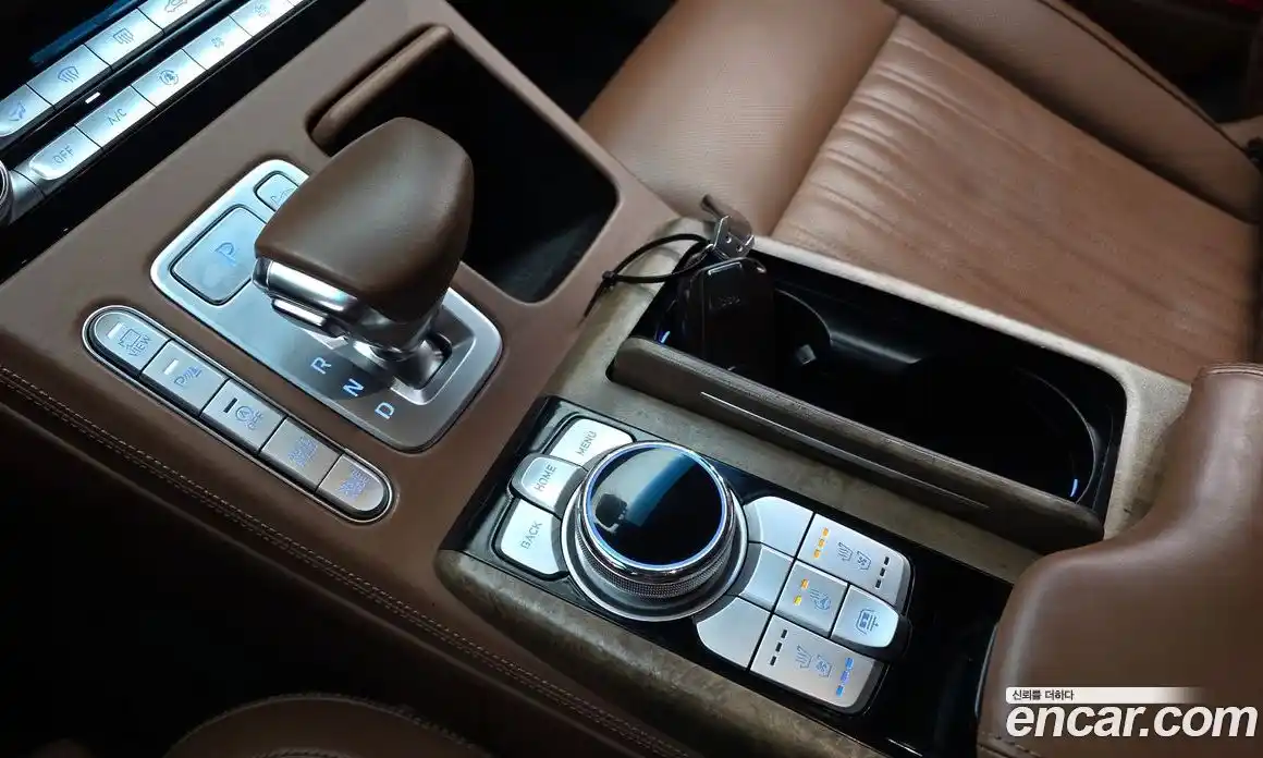 Genesis G90 2020 3.8 Автомат в Москве № 931201, фото 9