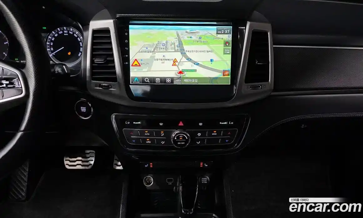 SsangYong Rexton 2018 2.2 Автомат в Москве № 932235, фото 15