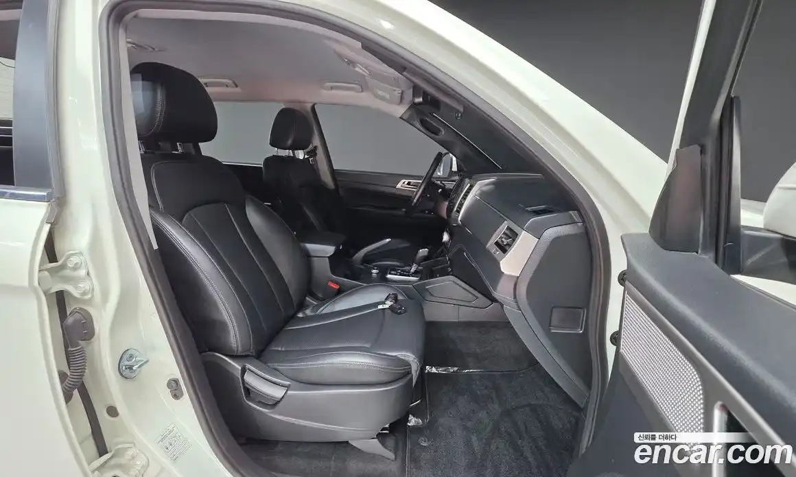 SsangYong Rexton 2018 2.2 Автомат в Москве № 932235, фото 10