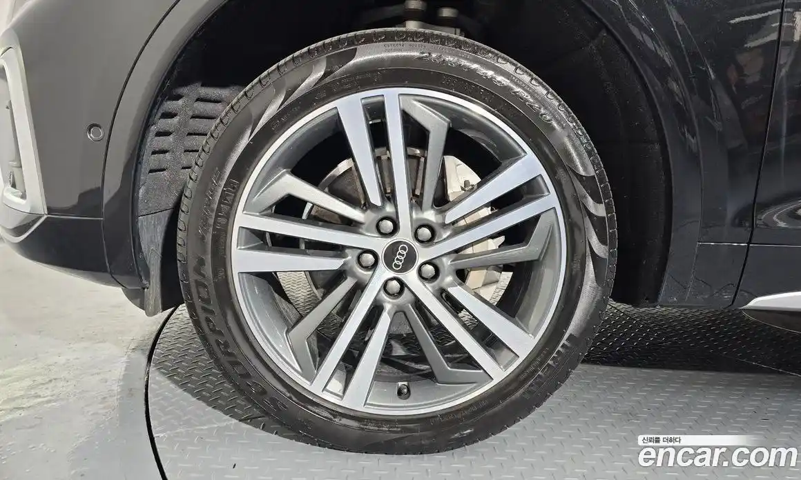 Audi Q5 2021 2.0 Автомат в Москве № 893869, фото 5