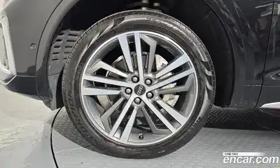 Audi Q5 2021 2.0 Автомат в Москве № 893869, миниатюра 5