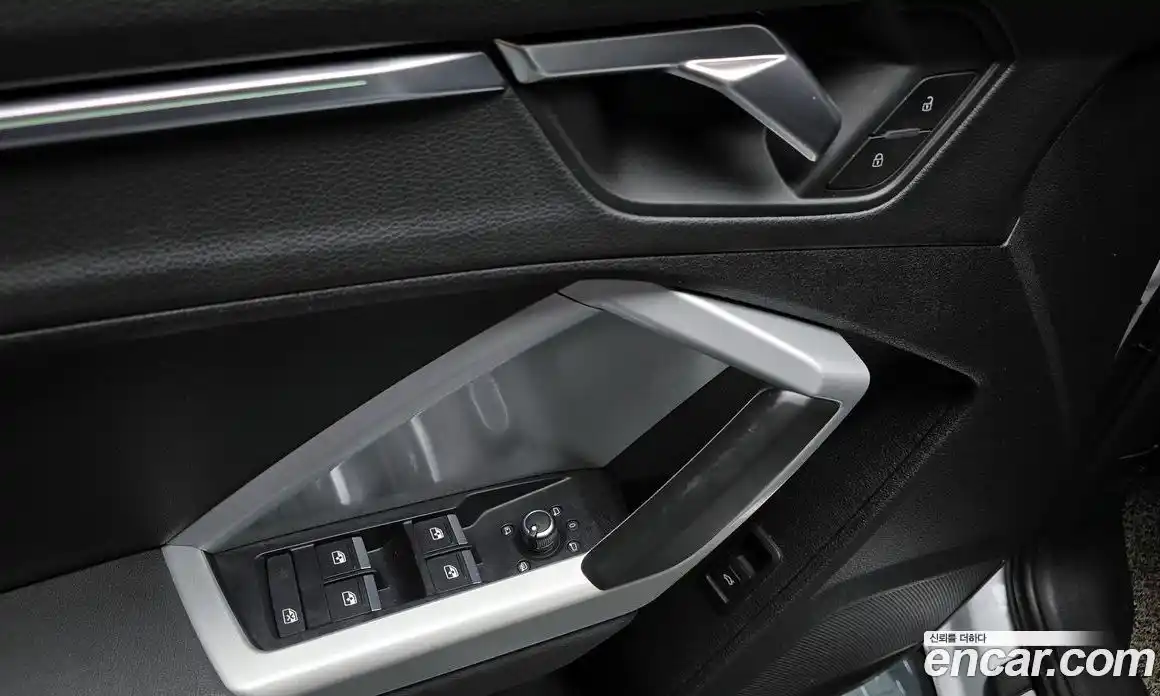 Audi Q3 2023 2.0 Автомат в Москве № 893928, фото 17