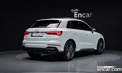 Audi Q3 2023 2.0 Автомат в Москве № 893928, миниатюра 2