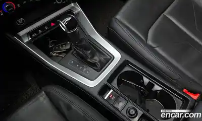 Audi Q3 2023 2.0 Автомат в Москве № 893928, миниатюра 9