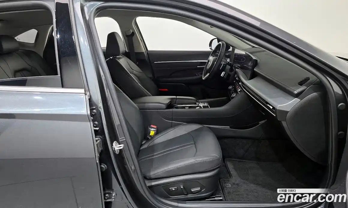 Hyundai Sonata 2024 1.6 Автомат в Москве № 927357, фото 11