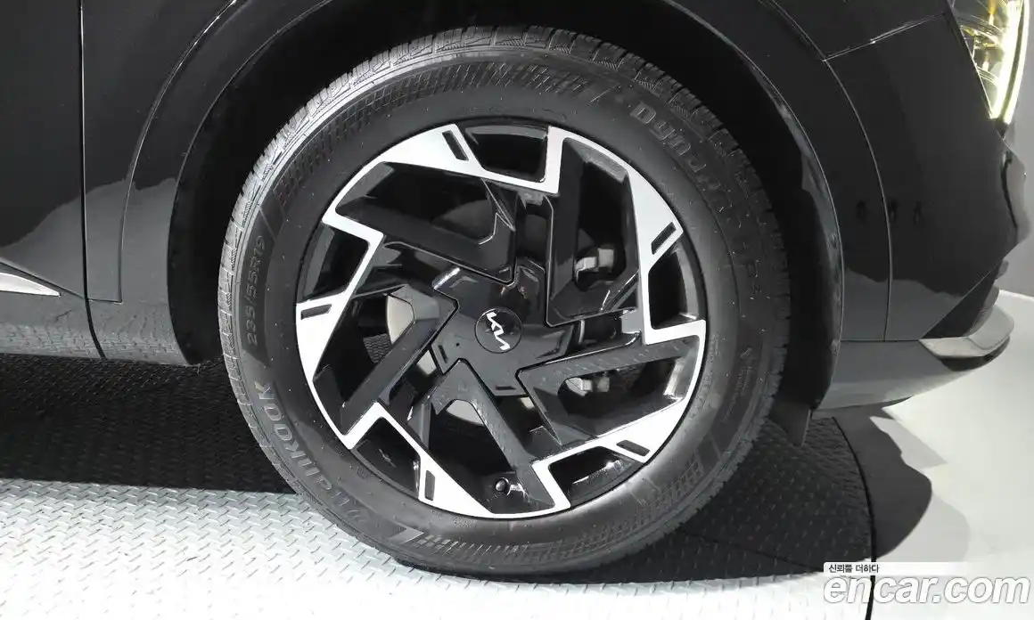 Kia Sportage 2022 1.6 Автомат в Москве № 930001, фото 5