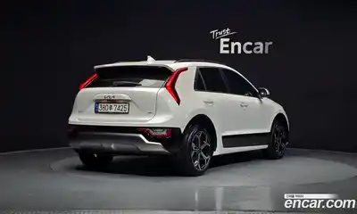 Kia Niro 2022 1.6 Автомат в Москве № 930104, миниатюра 2