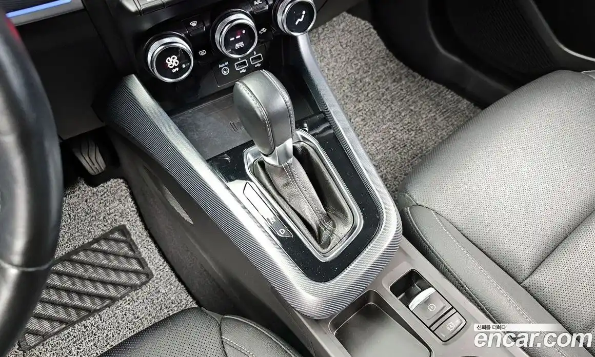 Renault XM3 2020 1.3 Автомат в Москве № 937275, фото 9