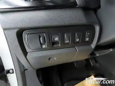 Renault SM3 2017 гидро в Москве № 206144, миниатюра 11
