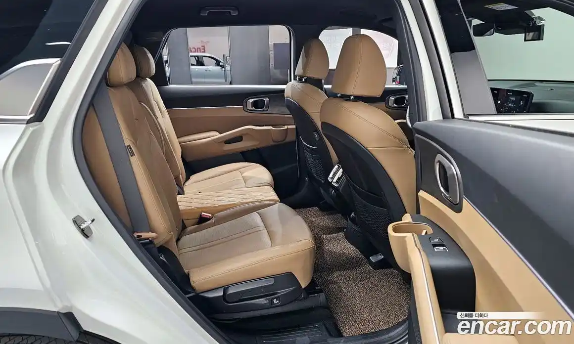 Kia Sorento 2023 2.5 Автомат в Москве № 928860, фото 12