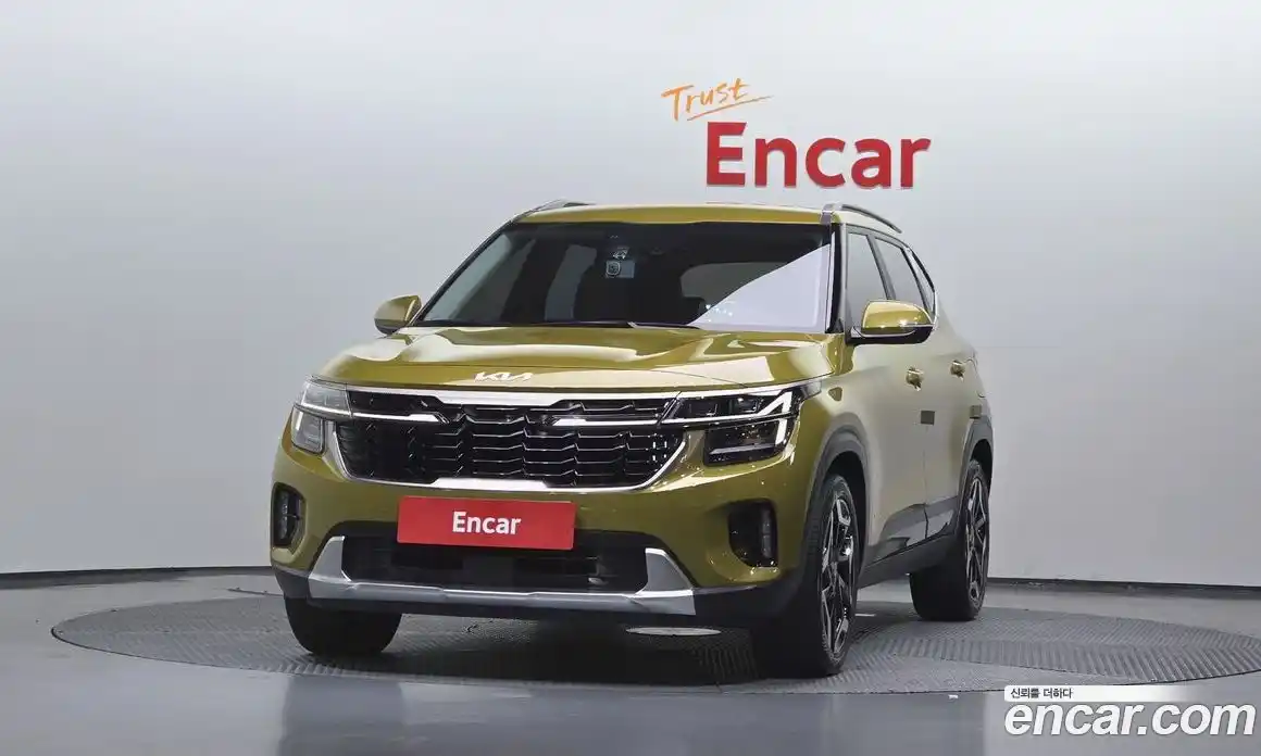 Kia Seltos 2022 1.6 Автомат в Москве № 930158, фото 3