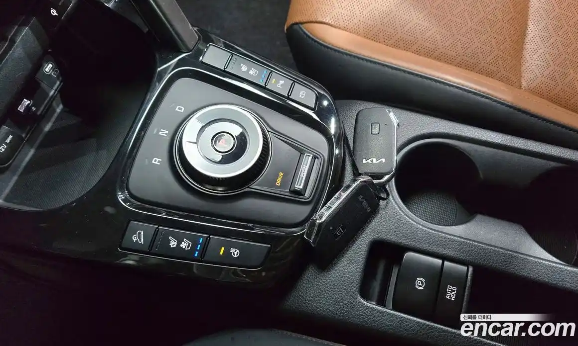 Kia Seltos 2022 1.6 Автомат в Москве № 930158, фото 9