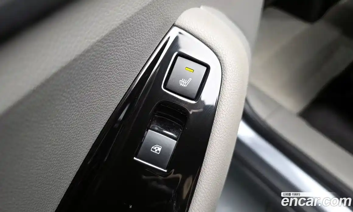 Chevrolet Orlando 2014 2.0 Автомат в Москве № 934579, фото 19