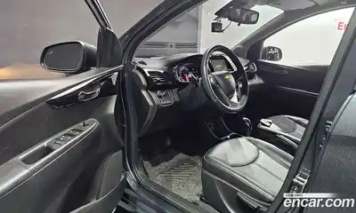 Chevrolet Spark 2017 1.0 гидро в Москве № 935558, миниатюра 11