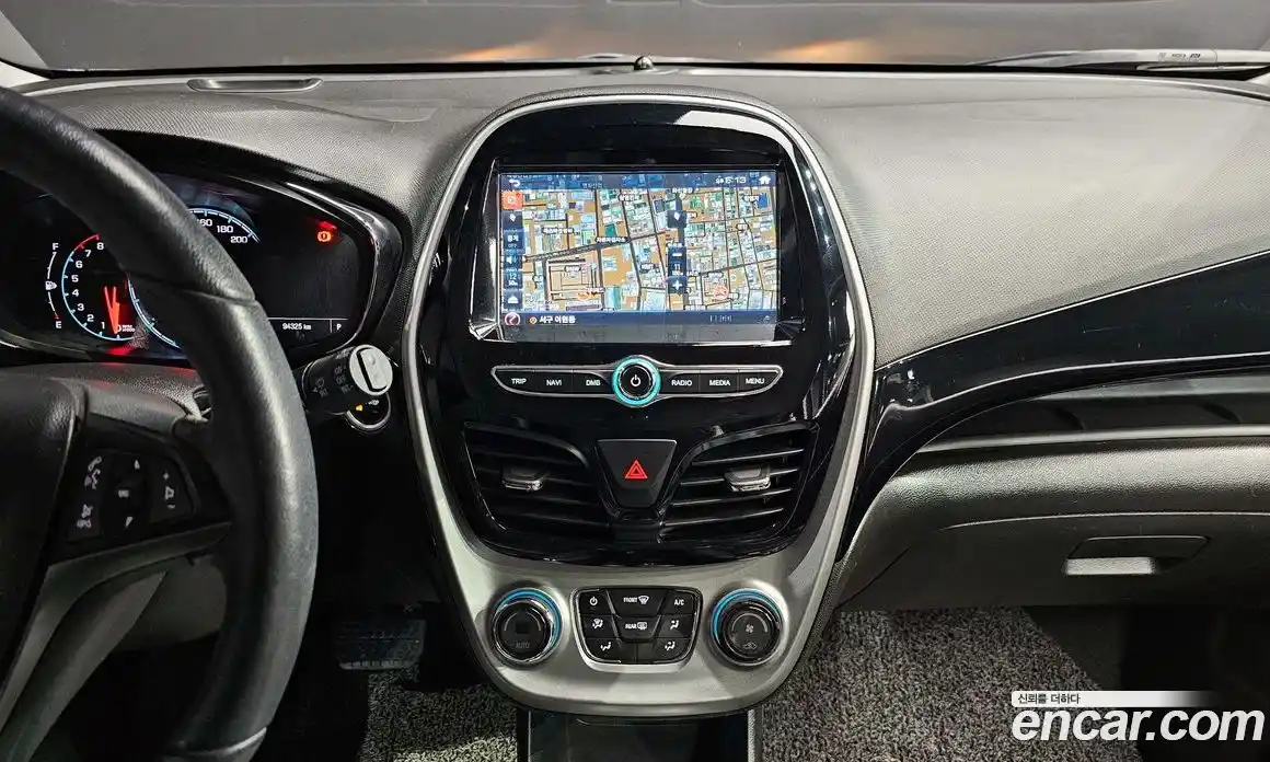 Chevrolet Spark 2017 1.0 гидро в Москве № 935558, фото 15