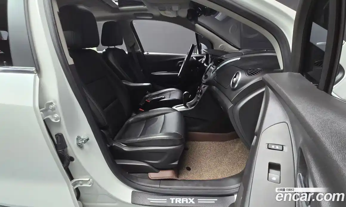 Chevrolet Trax 2015 1.6 гидро в Москве № 105574, фото 11