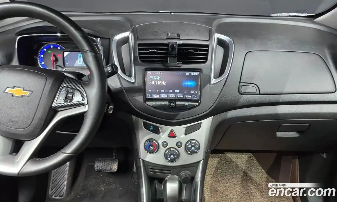Chevrolet Trax 2015 1.6 гидро в Москве № 105574, фото 14