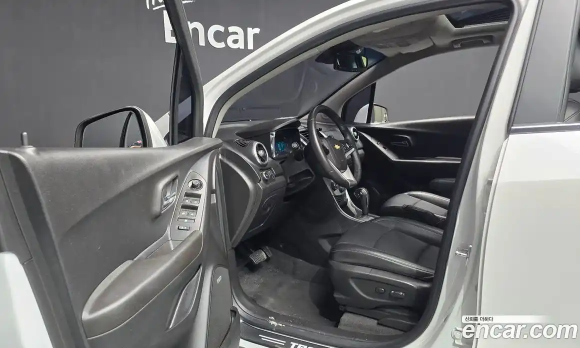 Chevrolet Trax 2015 1.6 гидро в Москве № 105574, фото 10