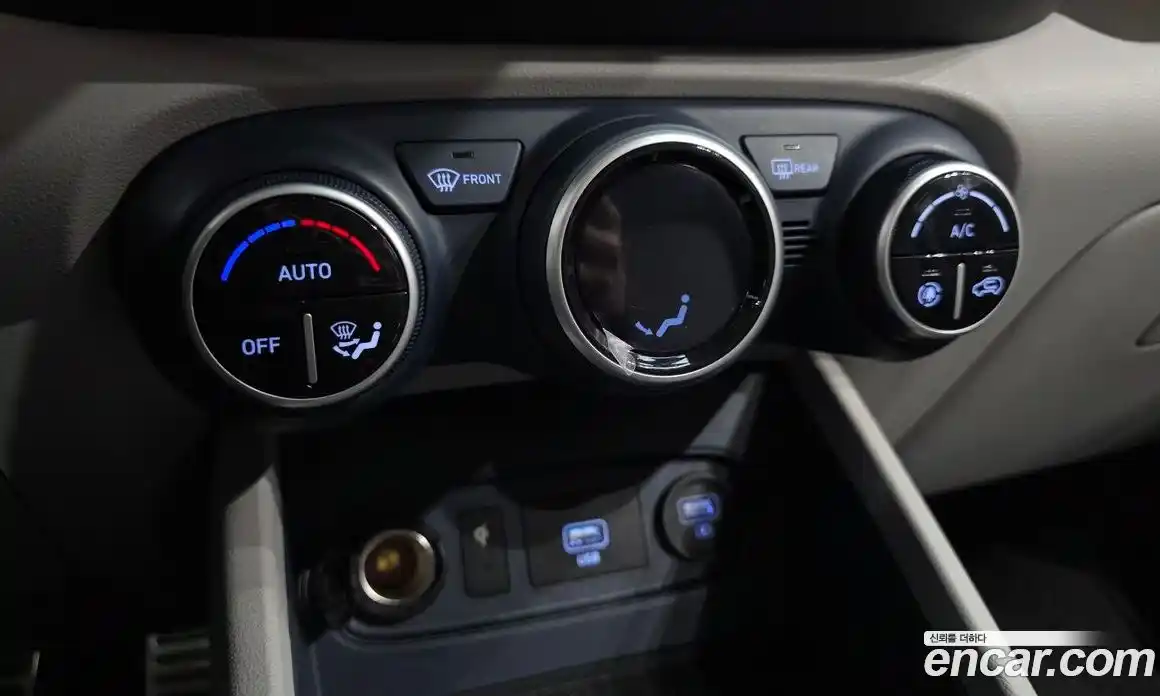 Hyundai Venue 2021 1.6 Автомат в Москве № 927513, фото 16