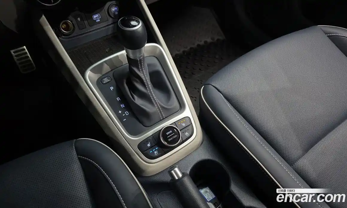 Hyundai Venue 2021 1.6 Автомат в Москве № 927513, фото 9