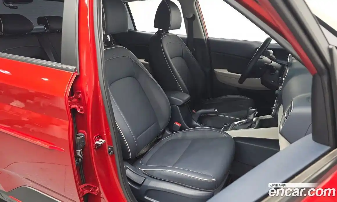 Hyundai Venue 2021 1.6 Автомат в Москве № 927513, фото 10