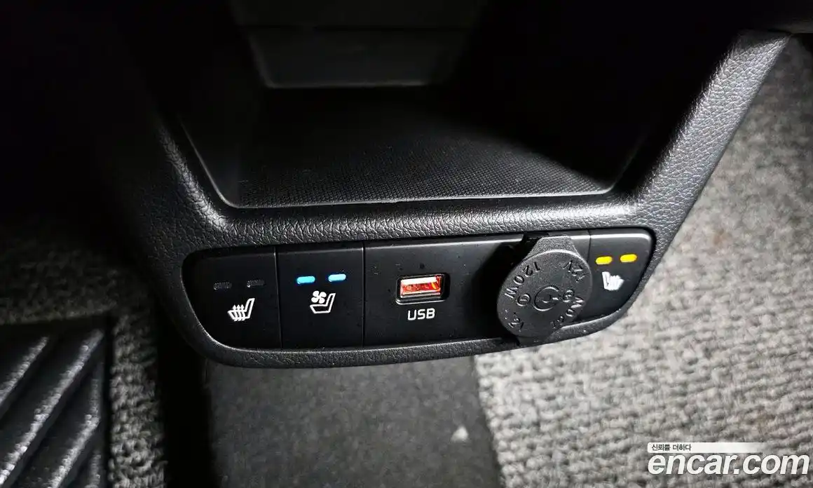 Kia Ray 2024 1.0 Автомат в Москве № 928970, фото 15