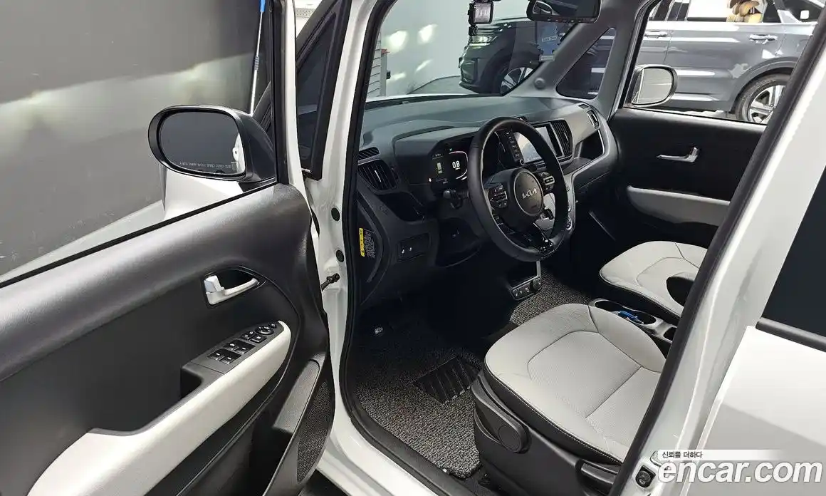 Kia Ray 2024 1.0 Автомат в Москве № 928970, фото 9