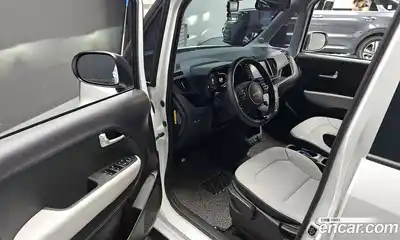 Kia Ray 2024 1.0 Автомат в Москве № 928970, миниатюра 9