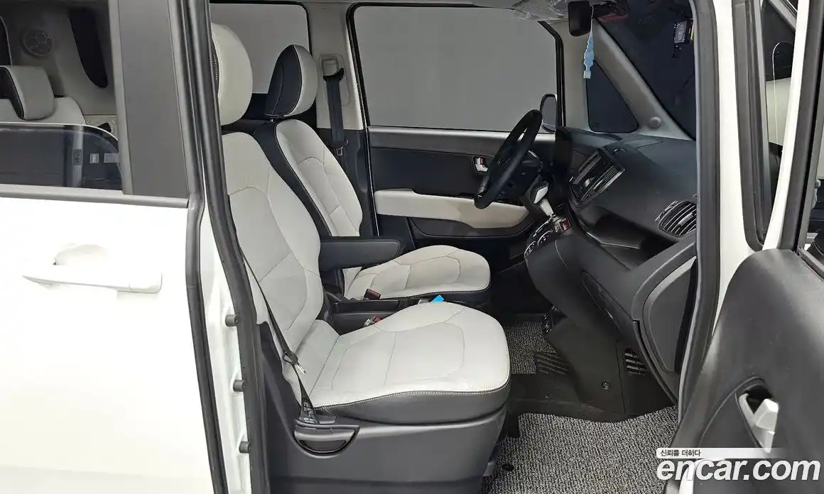 Kia Ray 2024 1.0 Автомат в Москве № 928970, фото 10