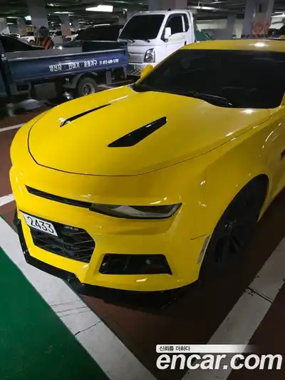 Chevrolet Camaro SS 6.2 V8
