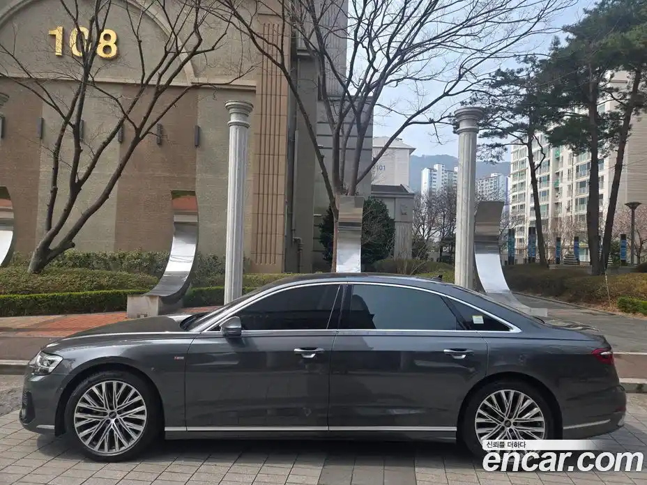 Audi A8 2023 3.0 Автомат в Москве № 860098, фото 5
