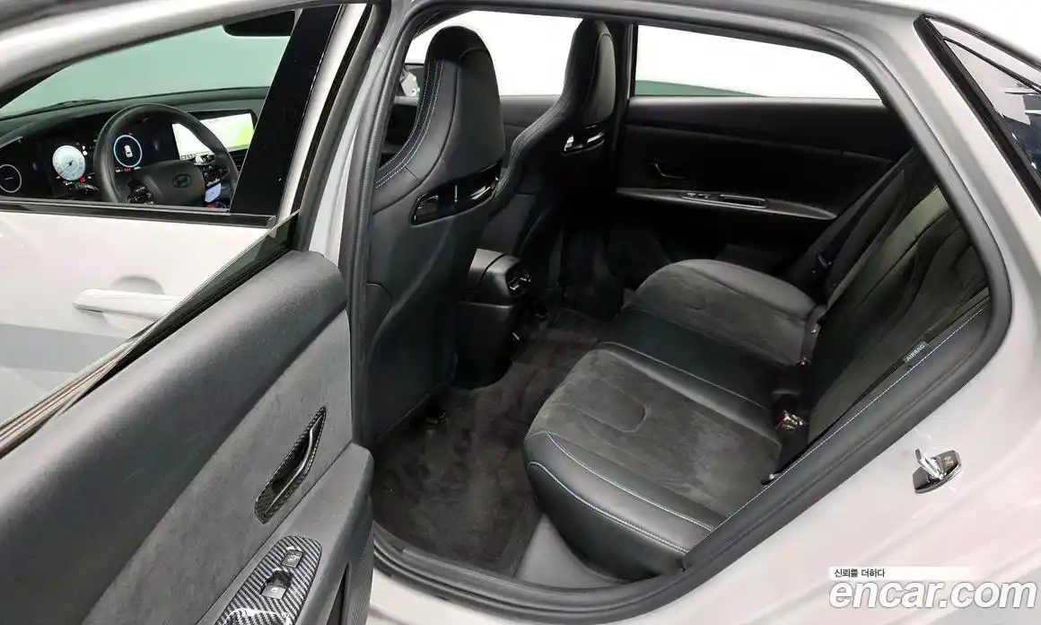 Hyundai Avante 2024 2.0 Автомат в Москве № 926711, фото 12