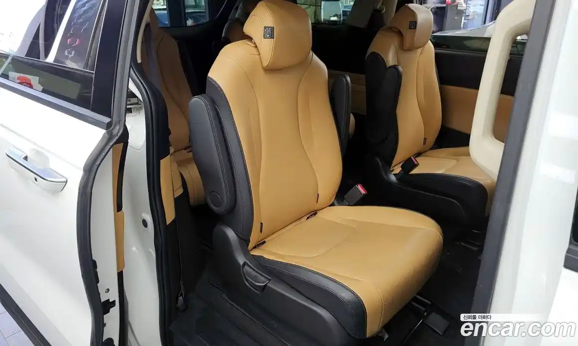 Kia Canival 2022 2.2 Автомат в Москве № 929554, фото 12