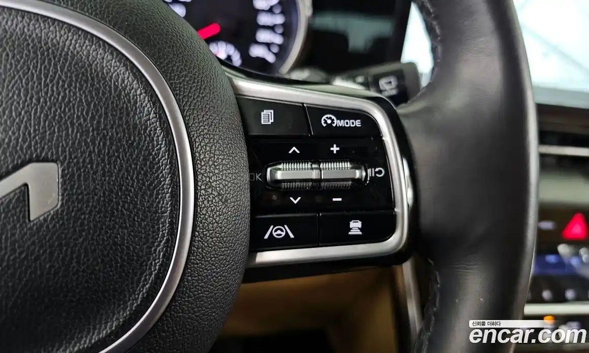 Kia Canival 2022 2.2 Автомат в Москве № 929554, фото 18