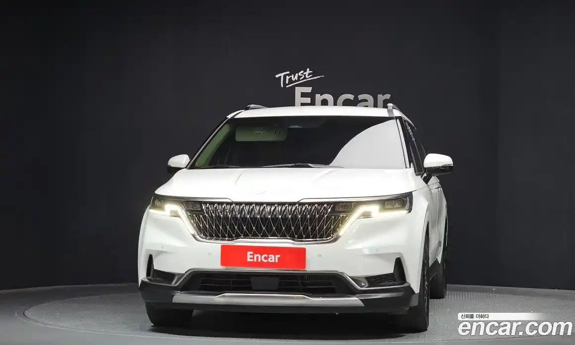 Kia Canival 2022 2.2 Автомат в Москве № 929554, фото 3