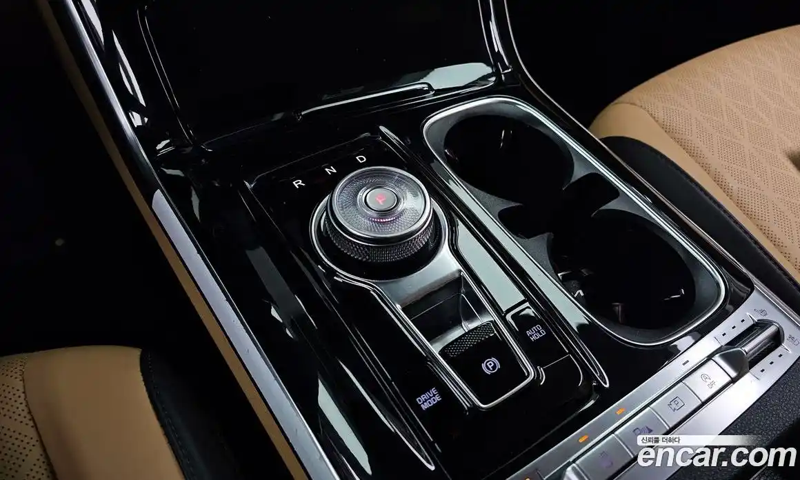 Kia Canival 2022 2.2 Автомат в Москве № 929554, фото 9