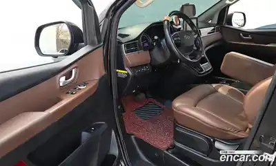 Hyundai Starex 2018 2.5 Автомат в Москве № 927606, миниатюра 10